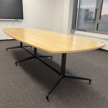 Großer Besprechungstisch – Konferenztisch...