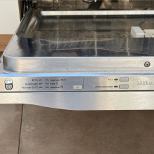 Nobilia Einbauküche 2020 mit Miele & AEG Geräten, Softclose