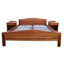 Schlafzimmereinrichtung Doppelbett Zwei Nachttische Holz